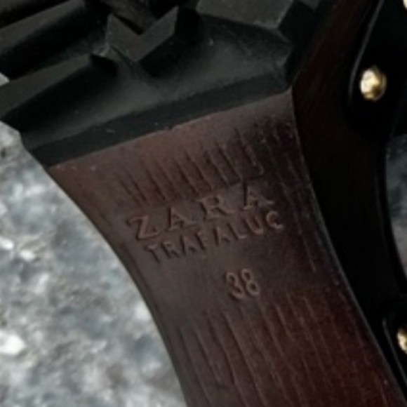 ZARA Anklestrap Wooden Clogs Black LEATHER SANDALS with Studs Size 38 - Picture 11 of 11